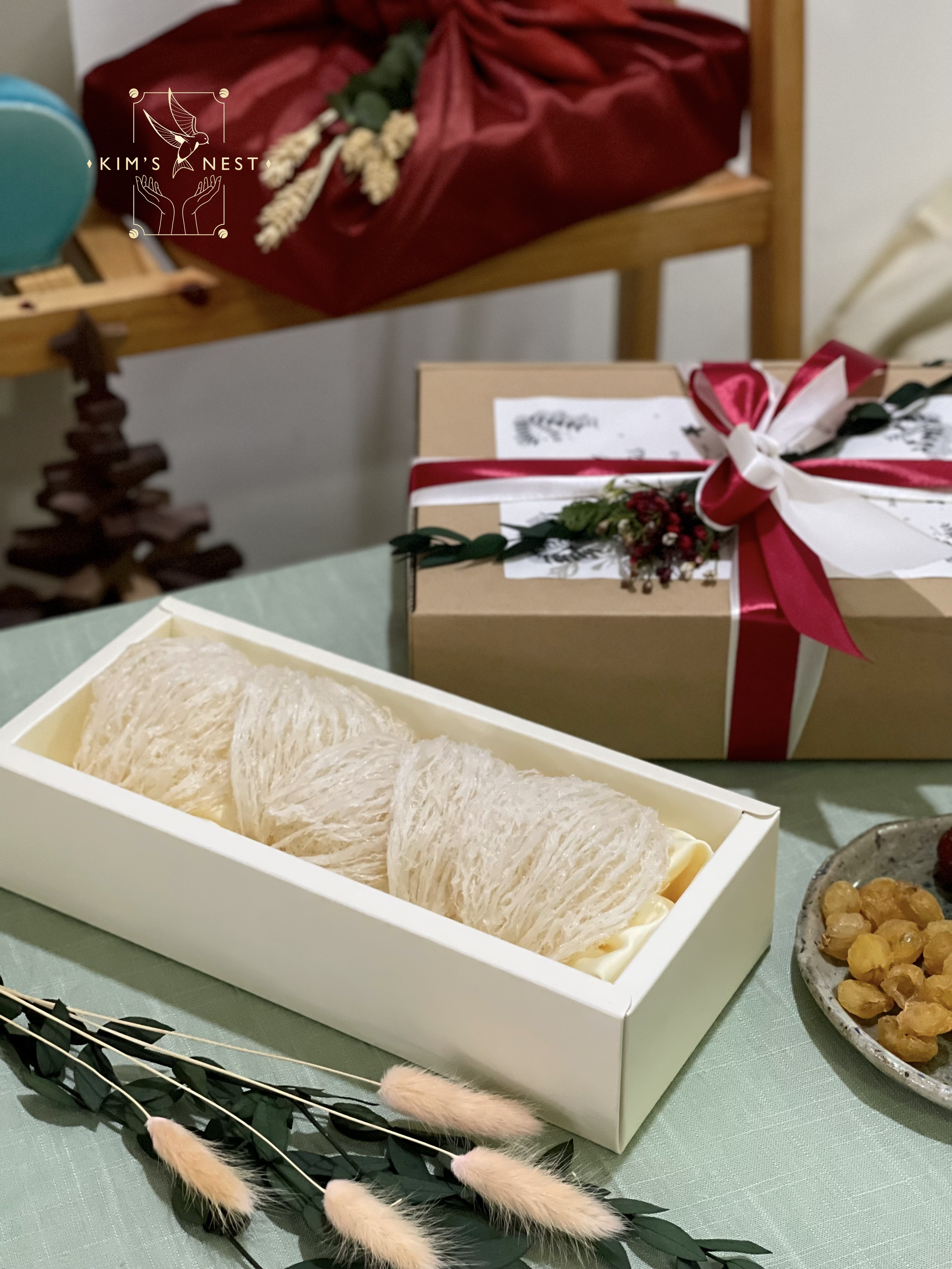 Tổ yến tinh chế